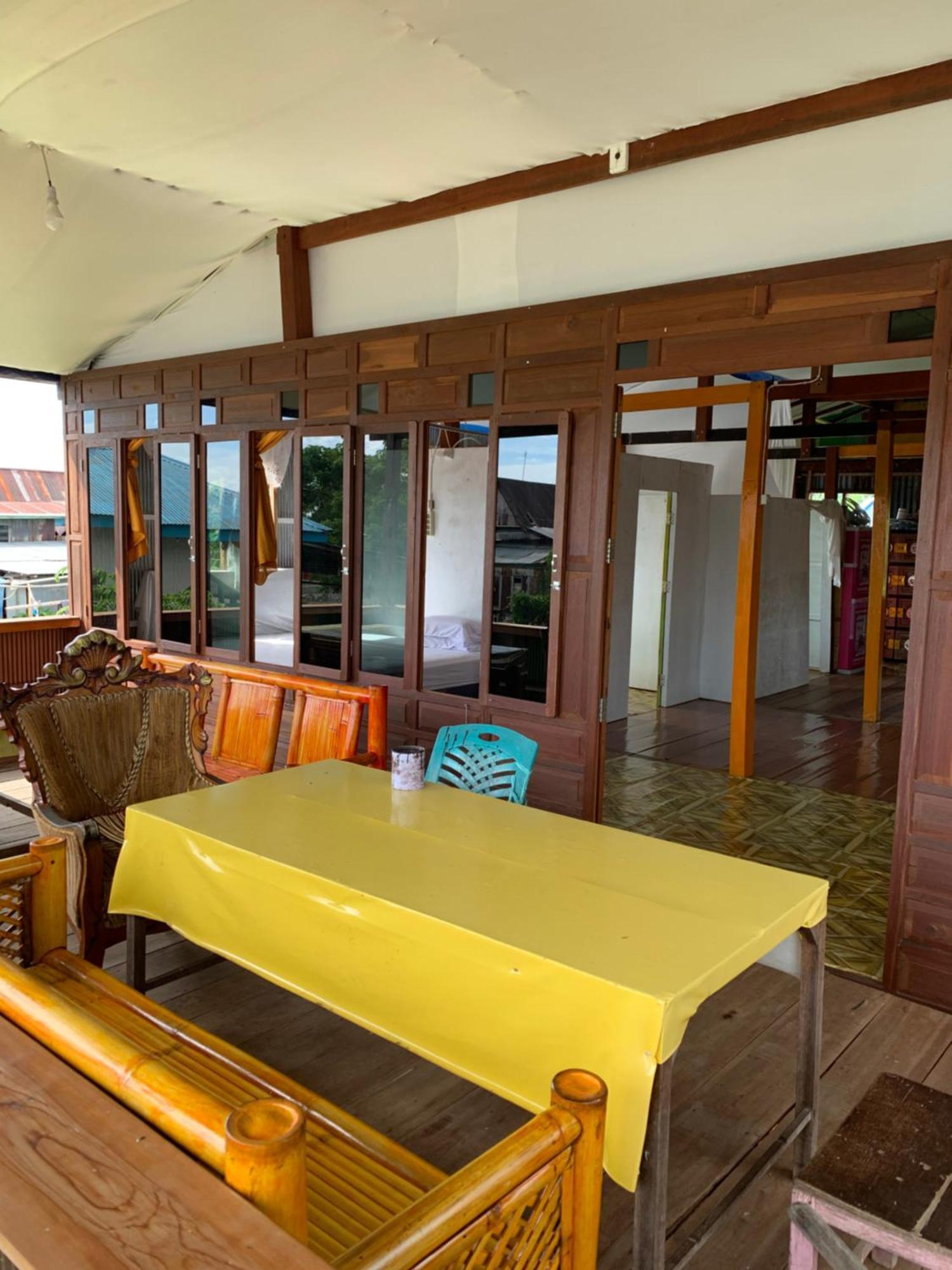 Nasrul House Homestay For Backpackers Maros Exteriör bild