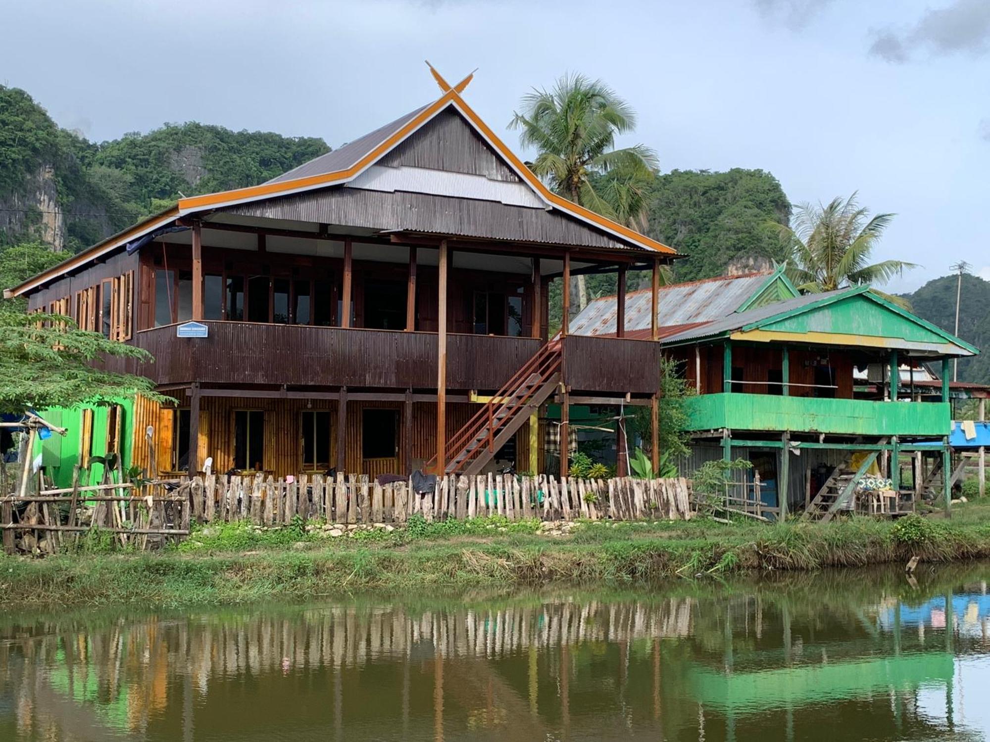 Nasrul House Homestay For Backpackers Maros Exteriör bild