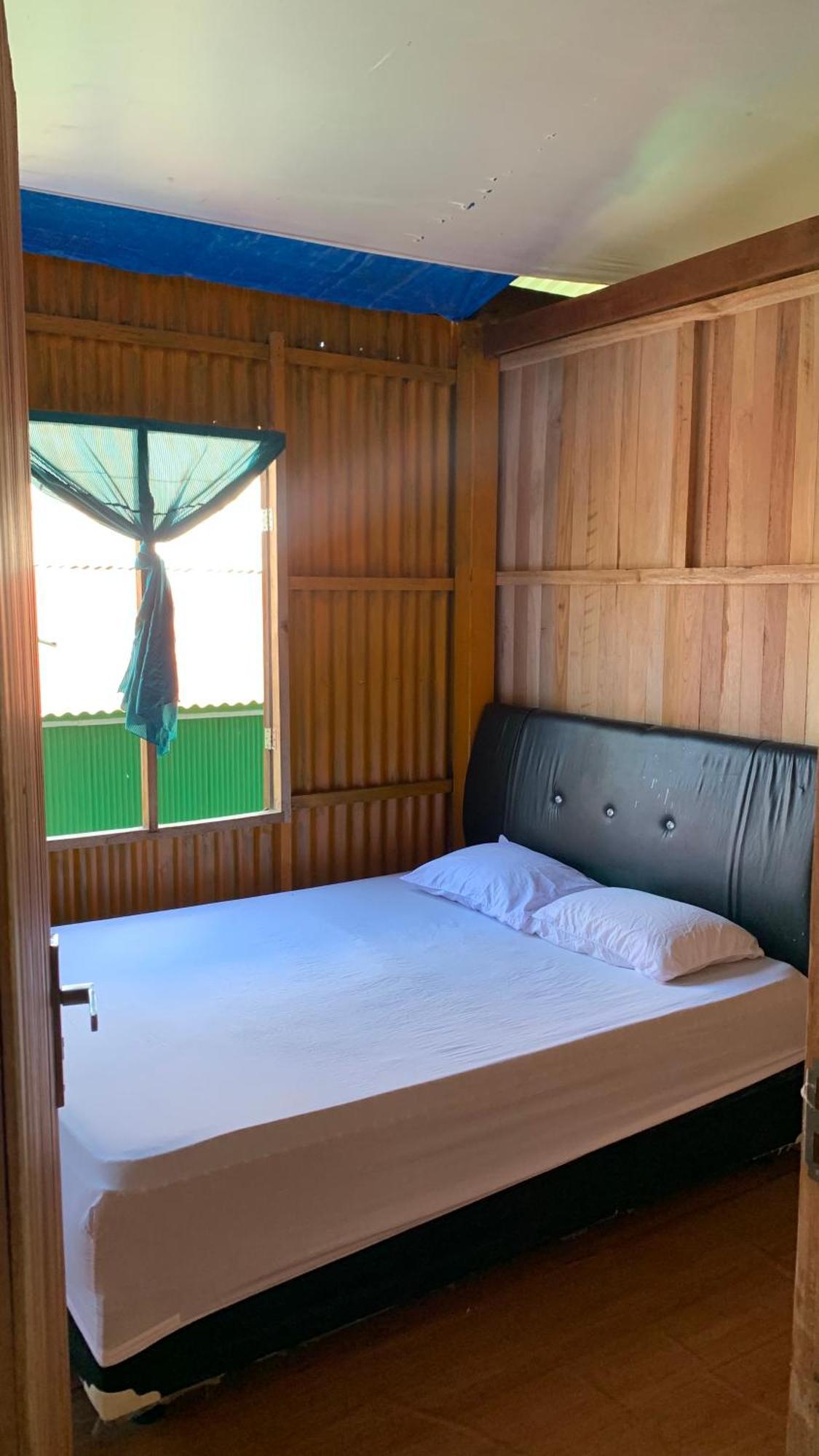 Nasrul House Homestay For Backpackers Maros Exteriör bild